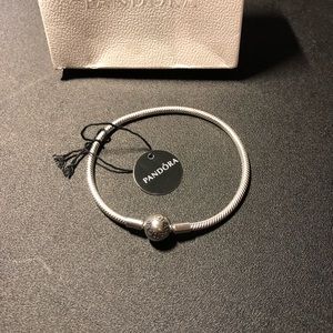 NWT PANDORA 925 Silver Logo Clasp Charm Bracelet
